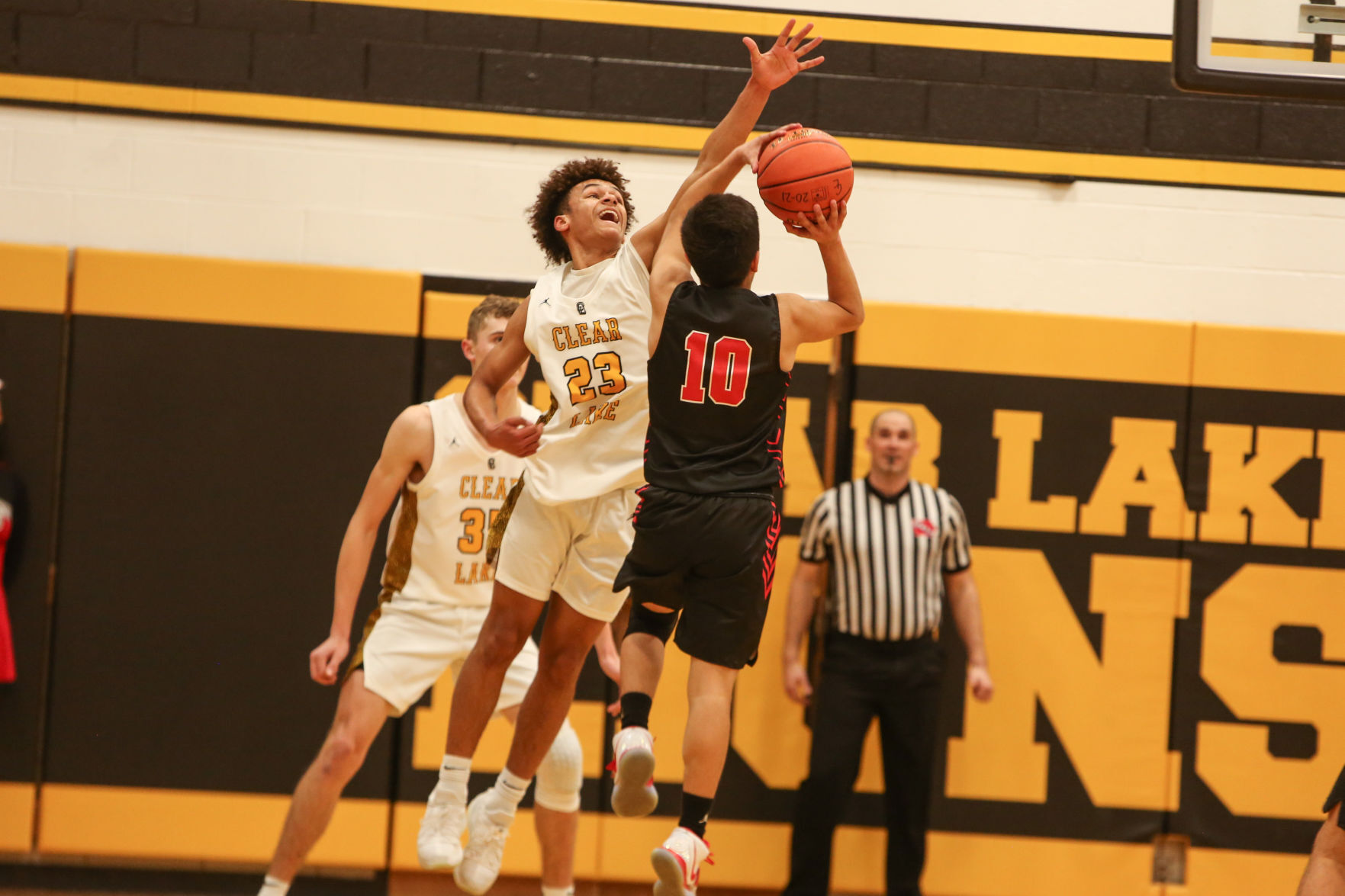 Clear Lake boys basketball vs H-D-C 02-22-21 -11.jpg